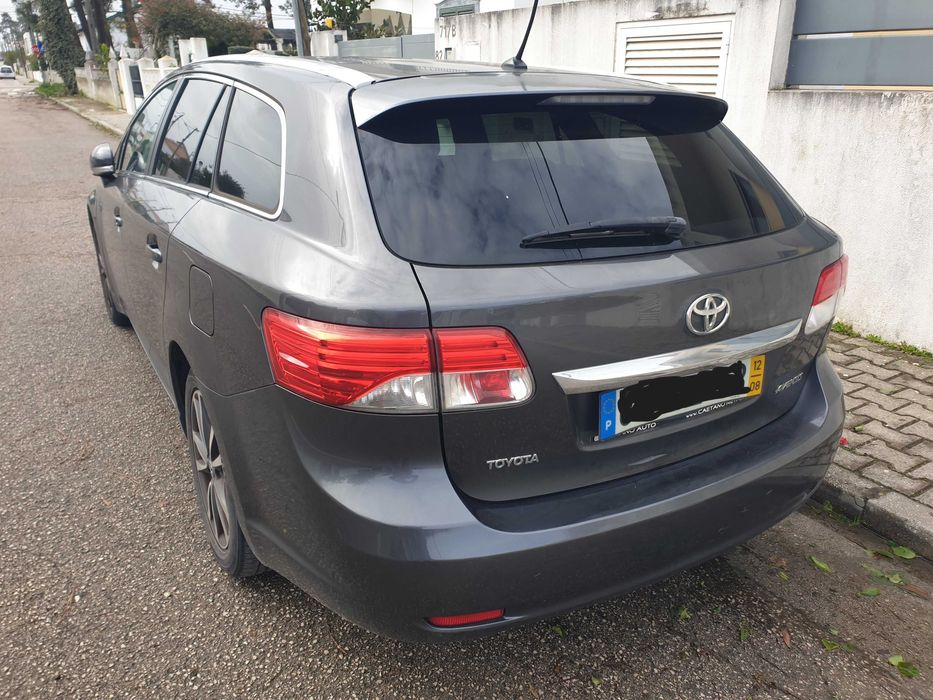 Toyota Avensis Carrinha 2012