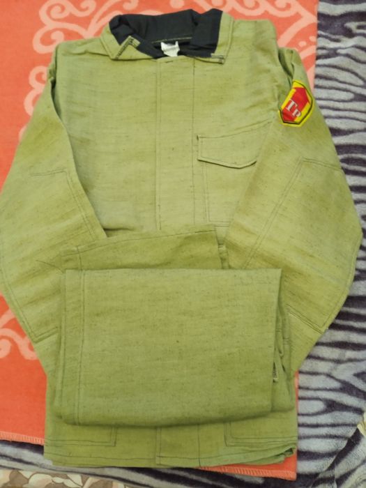 Продам костюми зварювальника