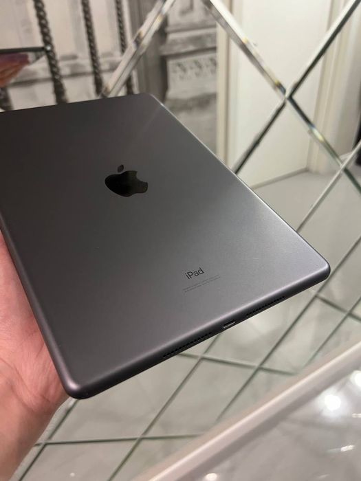 iPad 7 покоління 2019року 128gb 10.2 Wifi в чудовому стані з гарантією