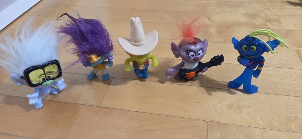 Zabawki Happy Meal- seria Trolle