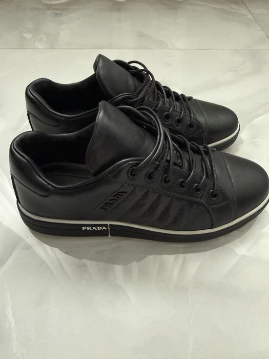 Кроссовки Prada