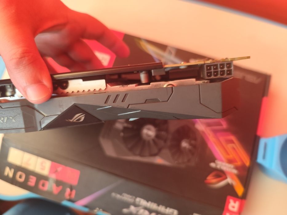 Відеокарта rx 570 4gb asus rog strix