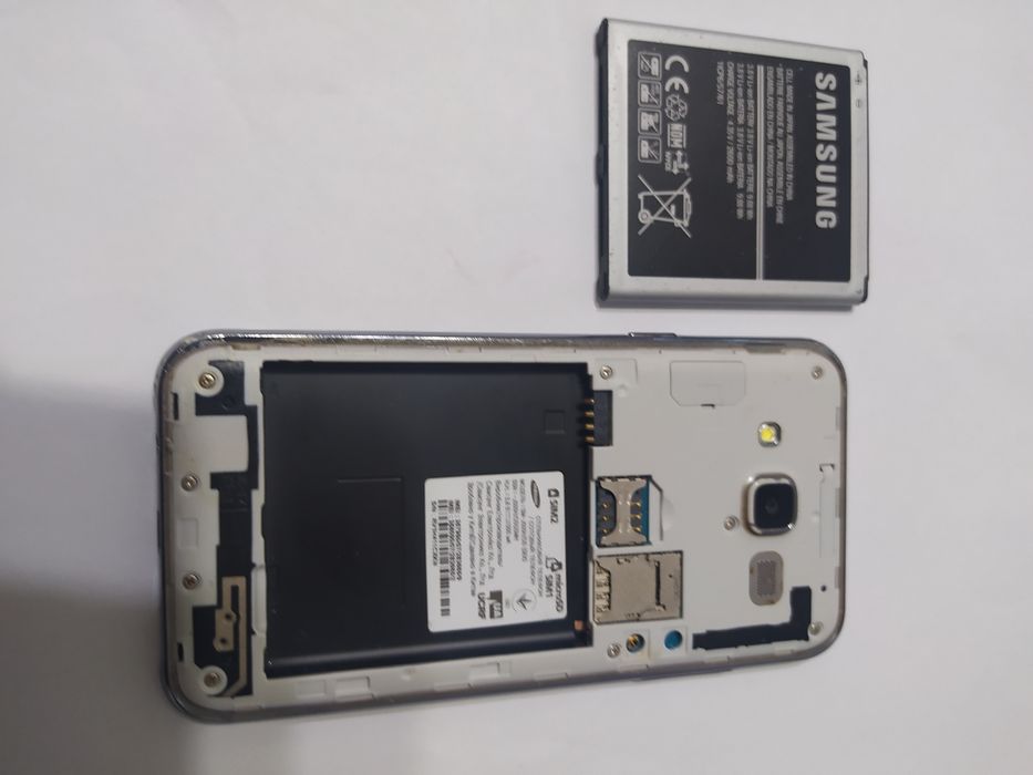 Samsung Galaxy J5 SM-500H