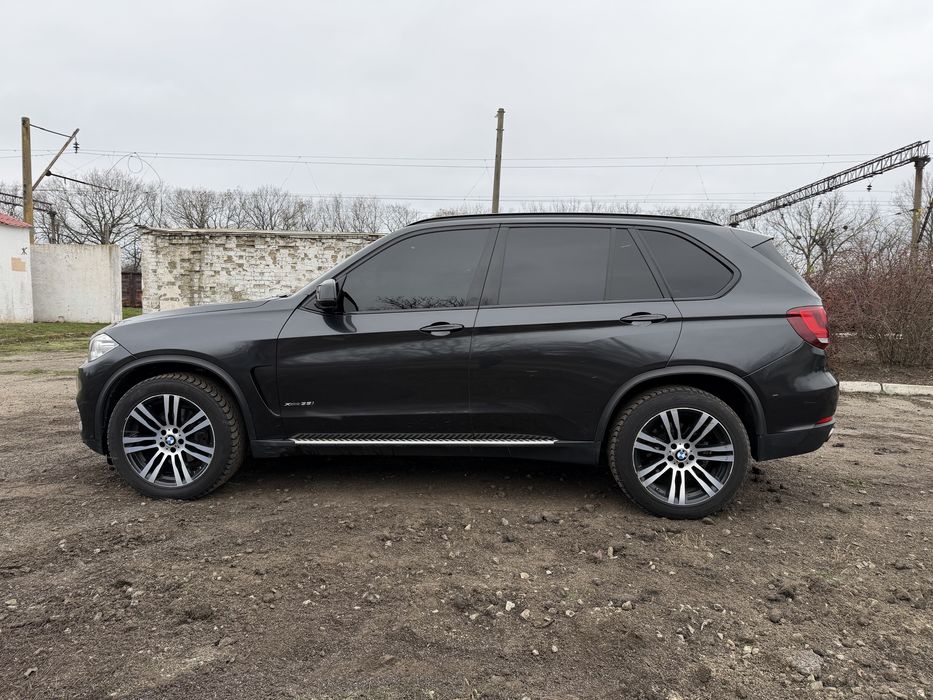 BMW-X5. F15. 3.0-Бенз.