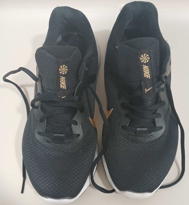 Sapatilhas NIKE Performance Revolution 6 p/ corrida em estrada — nº 42