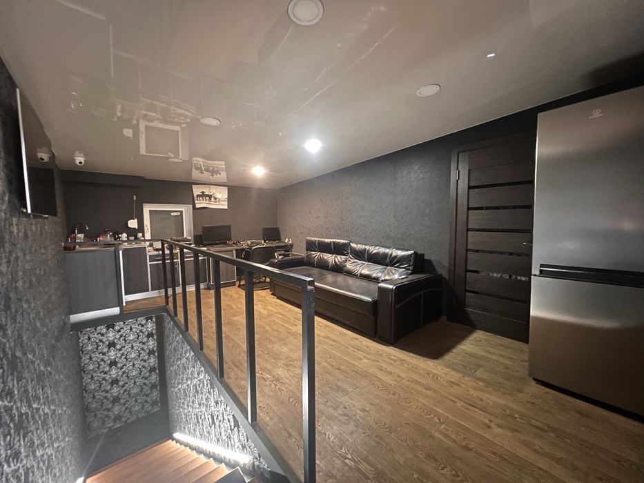 Продам двухуровневый гараж-офис Алексеевка