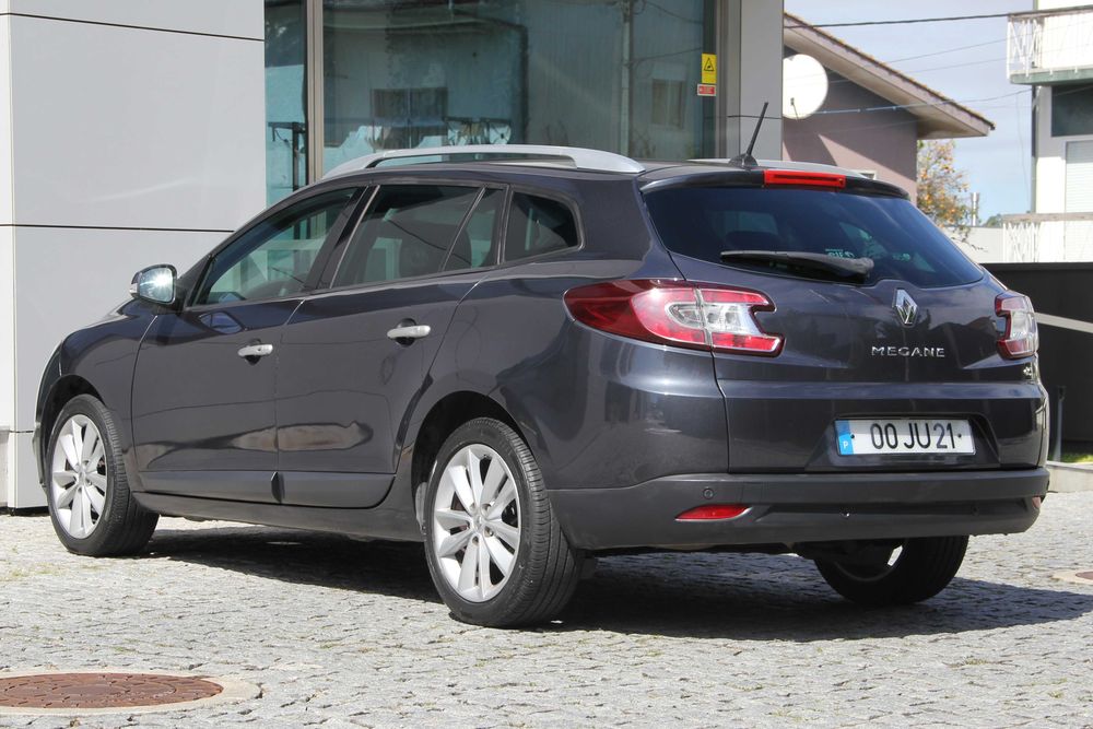 Renault Mégane Sport Tourer 1.5 dCi - desde 73€/mês foto 4