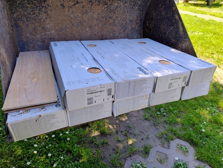 Terakota drewnopodobna 9,5 m.kw.