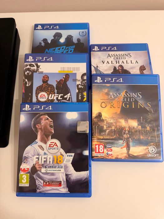 Sony PlayStation 4  1 TB