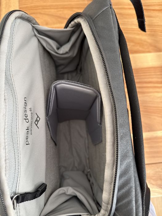 Peak Design Everyday Sling 6L