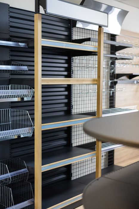 Торговые стеллажи. Кассовое оборудование. Крючки. Холодильные витрины