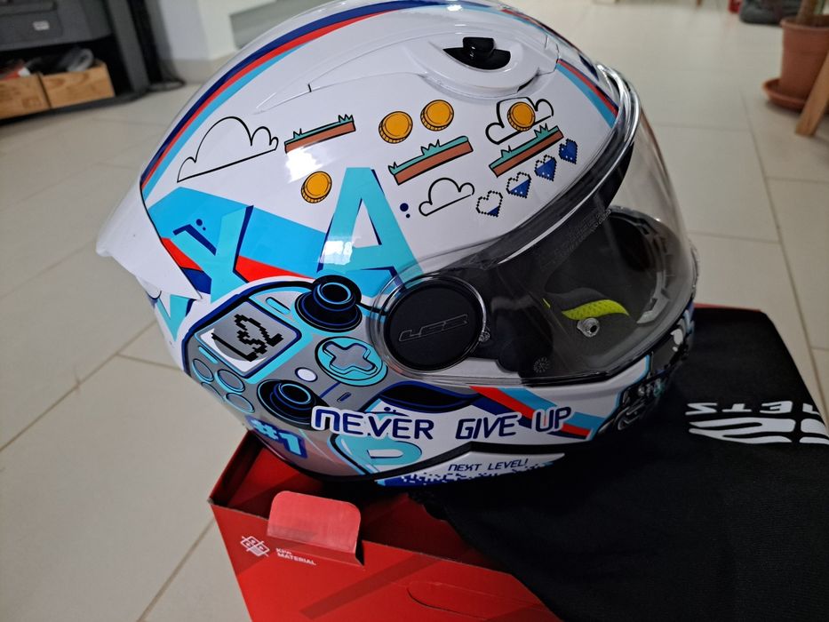 Capacete  moto Ls2 tam M criança como novo
