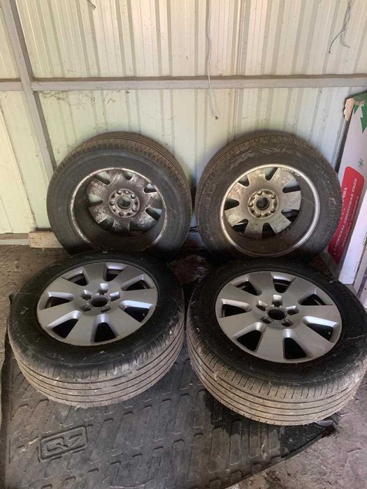 Диски Audi Q7 Volkswagen Touareg R18 5*130 8J ET57 з шинами