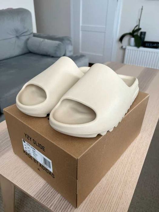 adidas Yeezy Slide .46