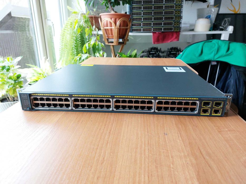 Switch PoE do CCTV Cisco WS-C2960-48PST-S (48 portów) (2)
