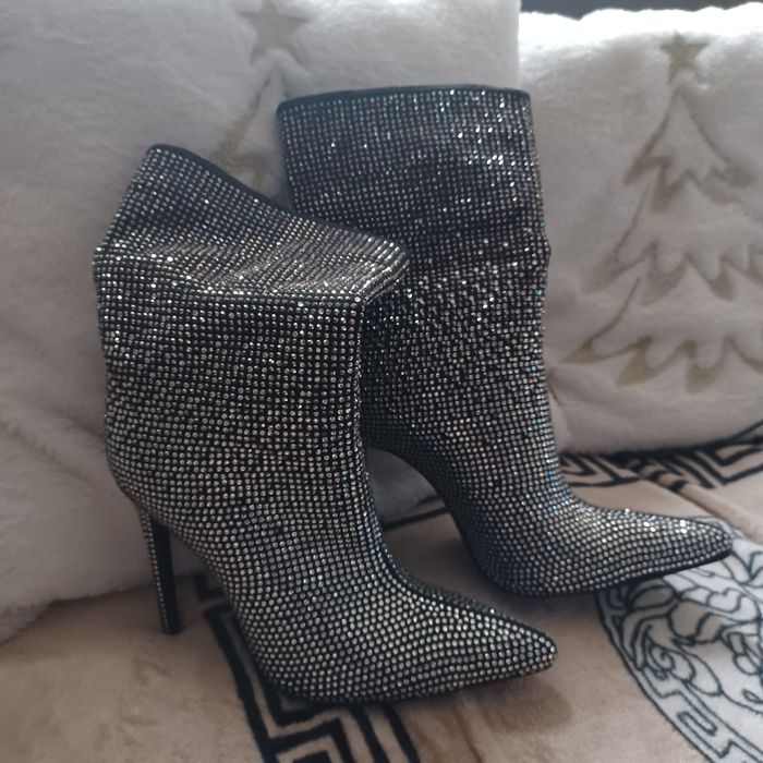 Botki czarne cyrkoniowe roz 39