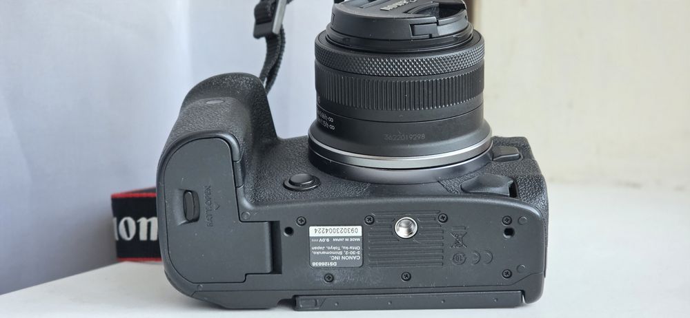 Canon EOS R5 Body + Комплект (Гарний стан, офіційний)