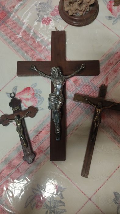 Crucifixos e Santos64751450990338123