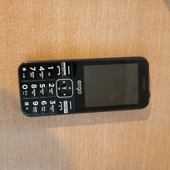 Кнопочный телефон ergo e281
