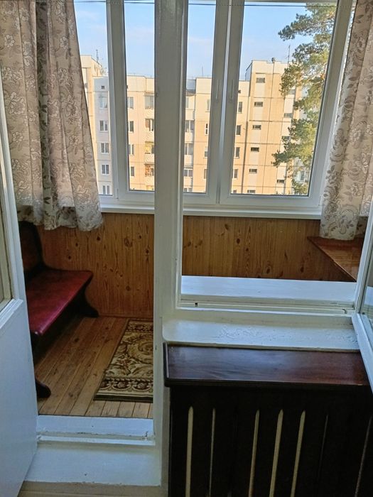 Подобово здам квартиру. Пуща водиця. Київ. Трикімнатна. Бронювання.