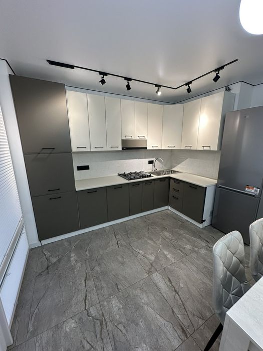 Оренда 2к.квартири, центр,  ЖК Фемелі Плаза_LO