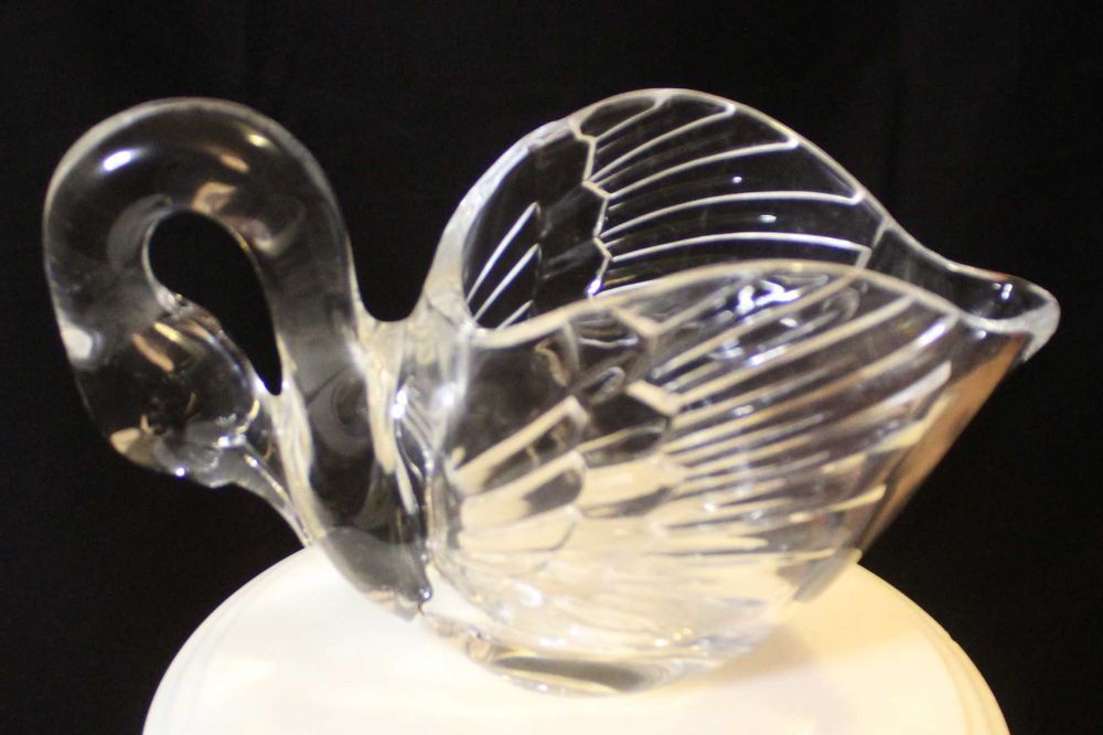 Jarra vintage em forma de cisne da Cristal D'Arques, anos 70