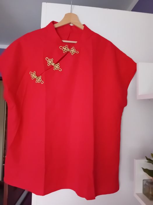 Czerwona bluzka roz.3 XL