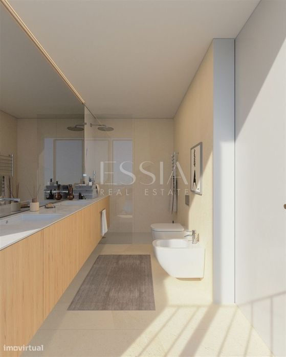 Apartamento T2 com Varanda e Garagem no Douro 39