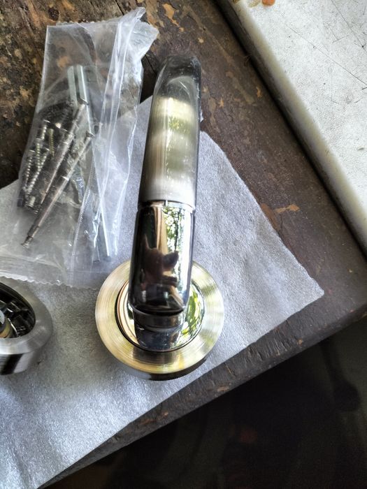 Klamki do drzwi klamki