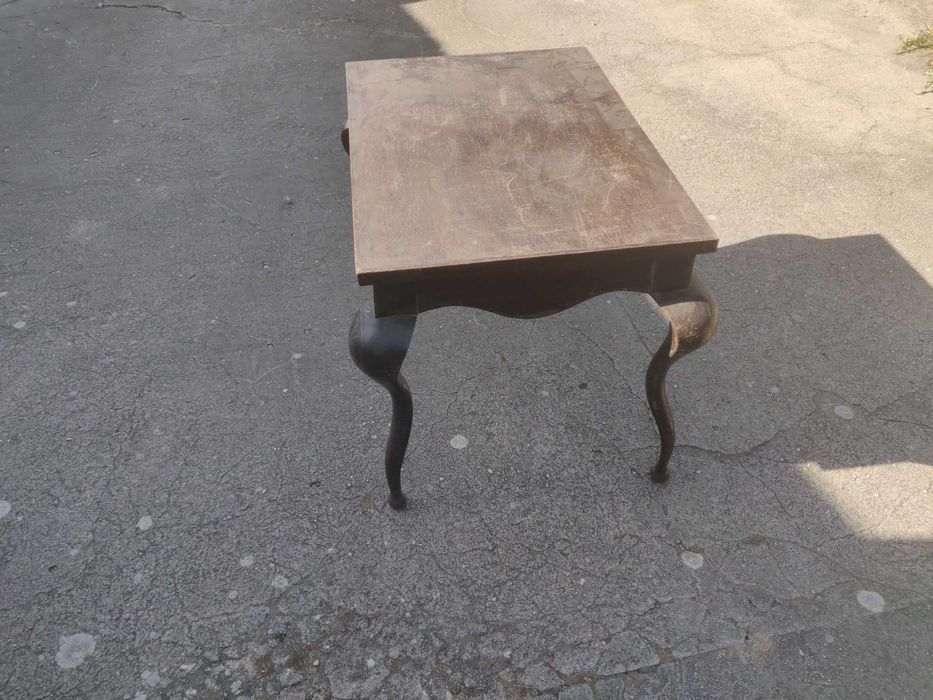 mesa de madeira antiga