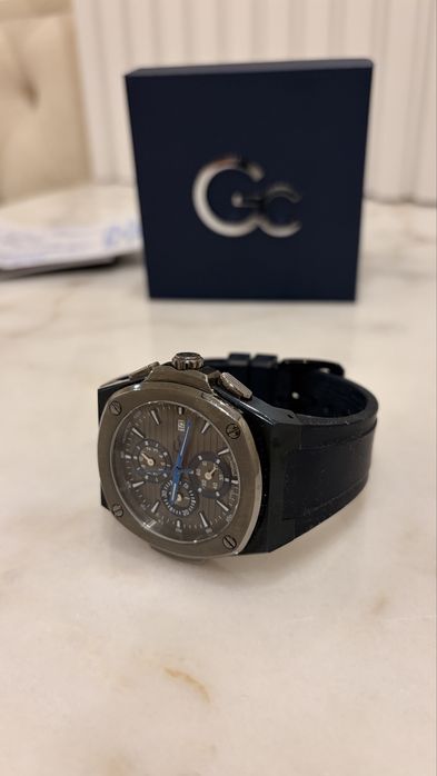 Годинник чоловічий GC Y99004G5MF