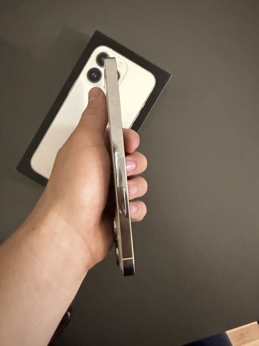 Продам iphone 13 pro 128gb