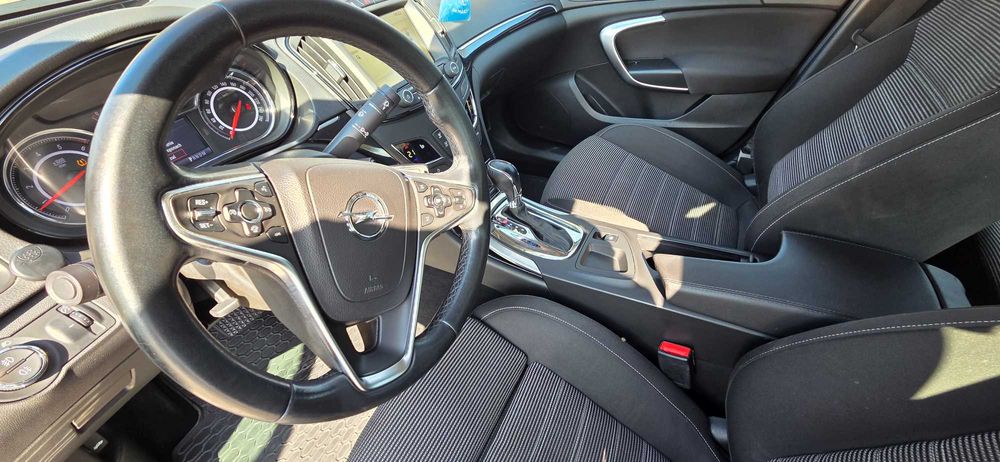 Opel Insignia 2.0 rok 2015 AUTOMAT disel stan idealny