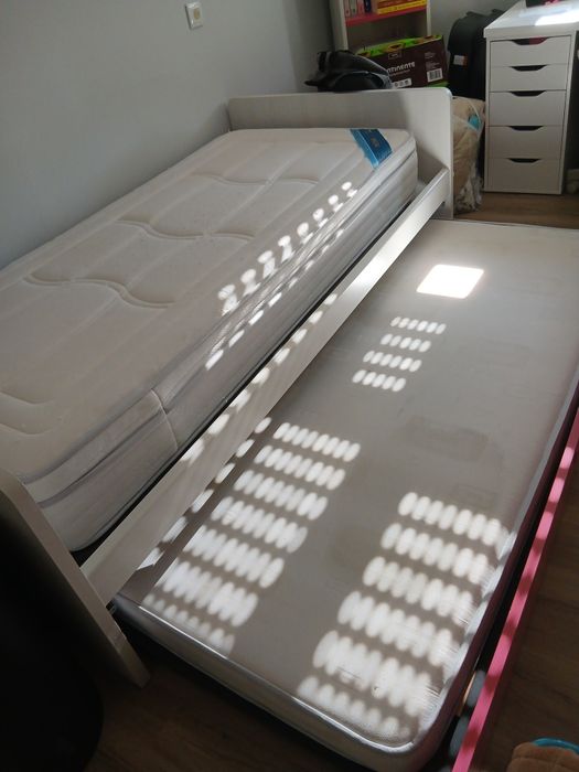 Vendo cama de solteiro com gaveta+ colchão