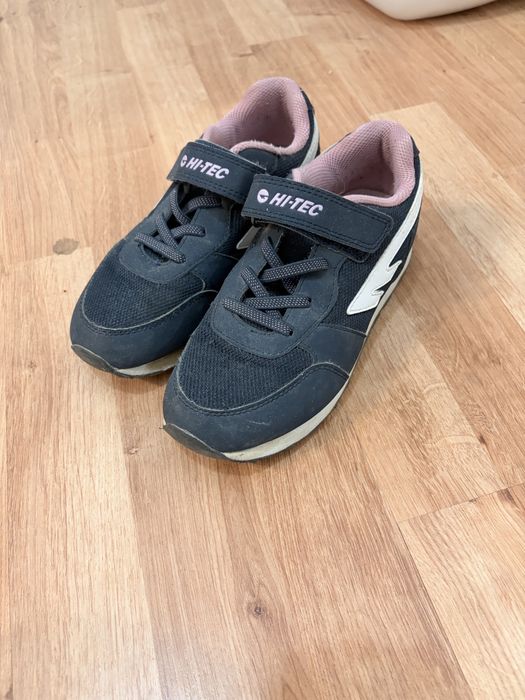Okazja! Buty sportowe dla dziewczynki rozmiar 33