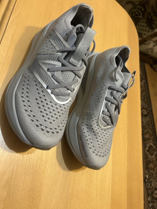 Кросівки жіночі New Balance FuelCell SuperComp Trainer Grey