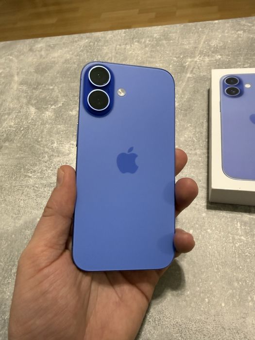 iPhone 16 Ultramarine 128 GB  Stan idealny Bateria 100%