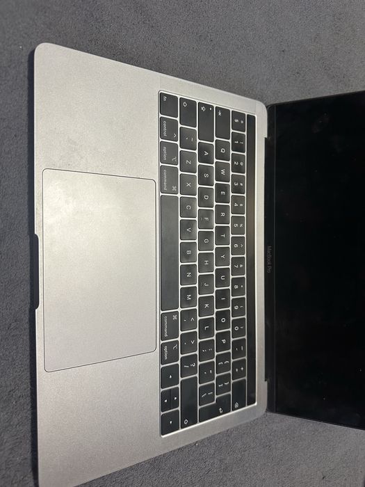 (Para peças) Macbook pro 2019 13” polegadas Touch Bar  256gb 16gb Ram