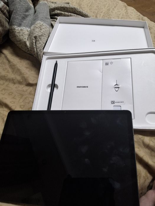 Планшет samsung galaxy tab s9 не вмикається не битий