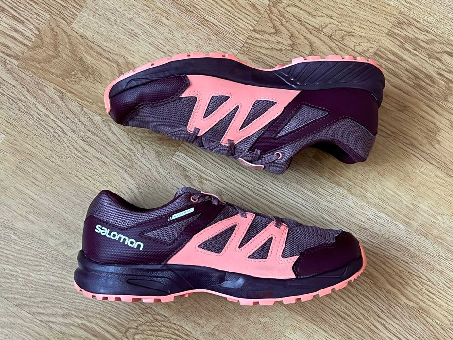 Трекінгові кросівки Salomon 36 розміру