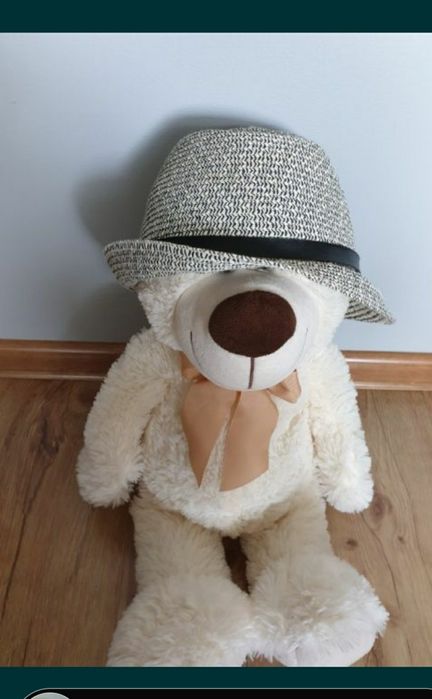 Kapelusz reserved na 9-10lat