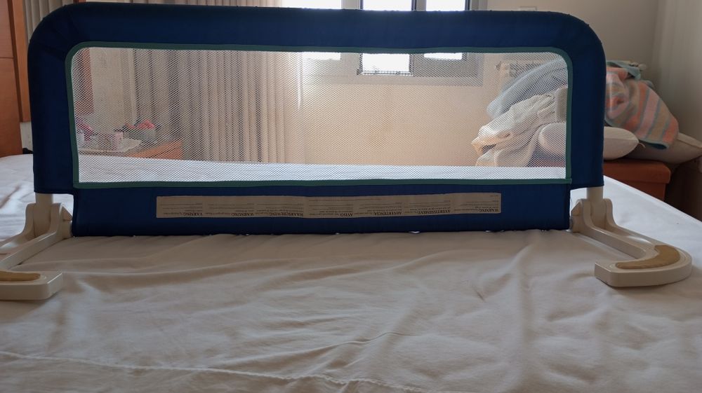 Proteção de cama para criança .