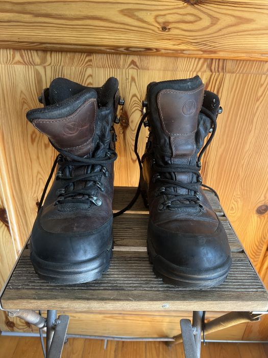 Sprzedam buty trekkingowe firmy VIKING model UGC rozmiar 39 wkł. 25.5