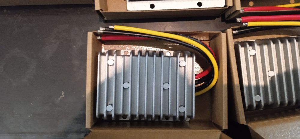 DC Перетворювач 12/24 20А