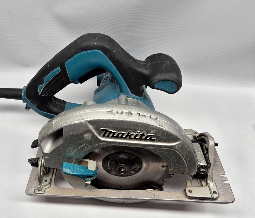 Piła elektryczna MAKITA HS6601, 1050W, Komis Jasło Czackiego