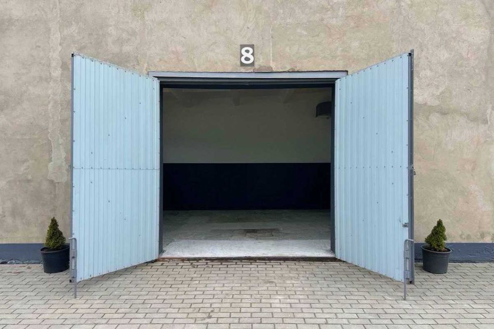 33 кв.м. під Склад або мале Виробництво. Київське шосе 143. Власниця