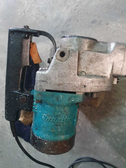 Martelo eletrico Makita