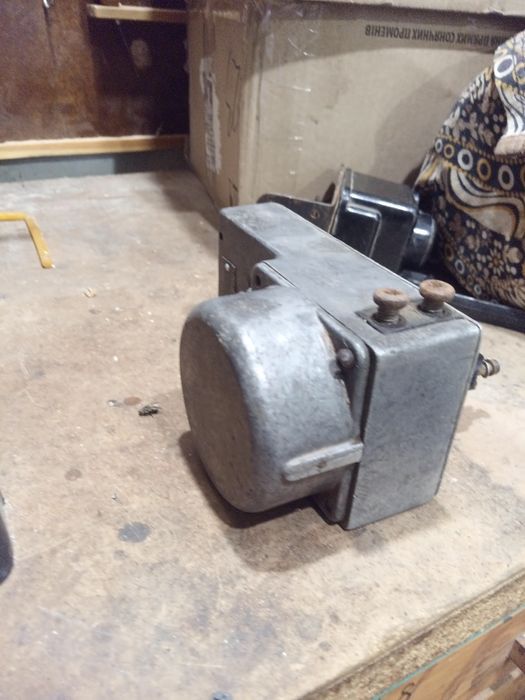 Ручний генератор вермахту німецький. Ручной генератор Вермахта германи