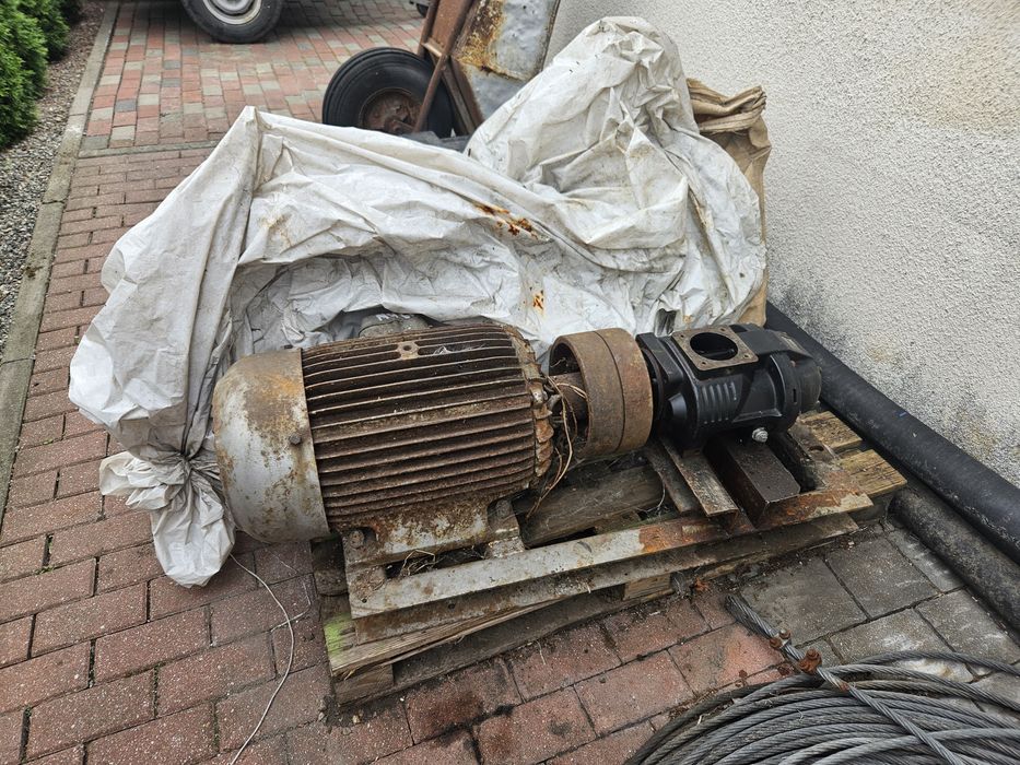 Sprężarka śrubowa Rotorcomp EVO6