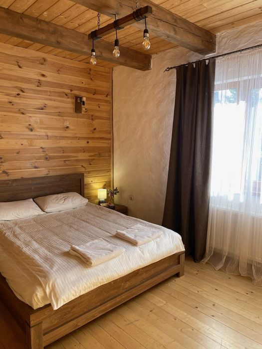 Подобова оренда будинку для відпочинку на 10-14 осіб, Славське